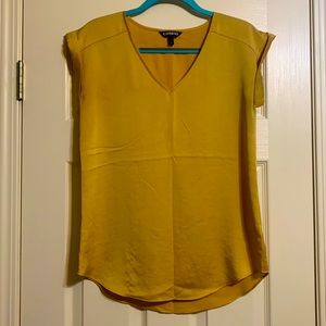 Express short sleeve blouse